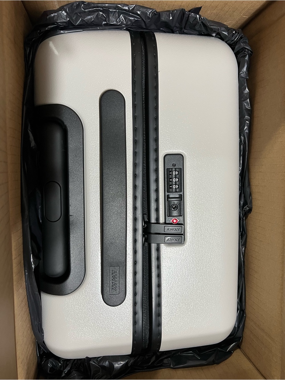 Away The BIGGER Carry-On 23-Inch Cloud Grey Suitcase